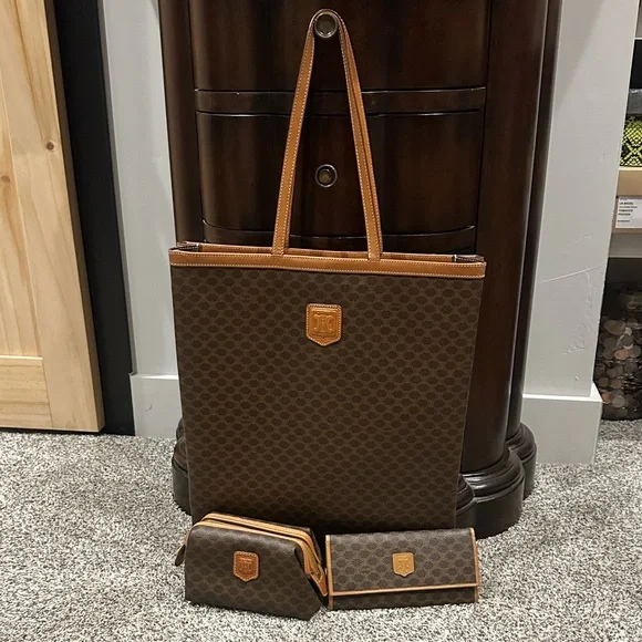 🤎🤎🤎3 piece set Celine Brown Macadam Messenger Bag with Tan Trim - Picture 1 of 7